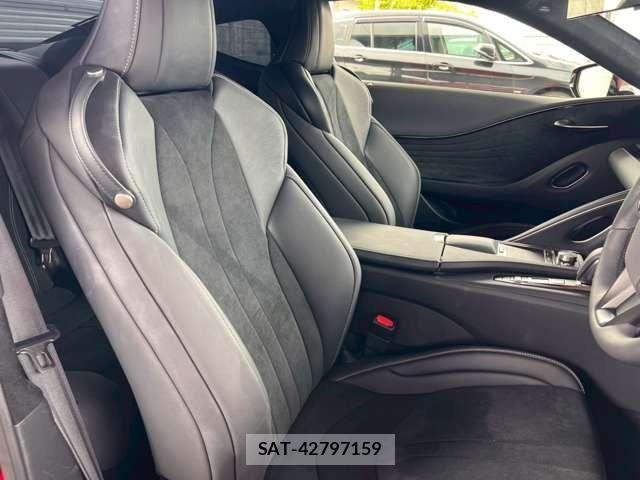 Lexus LC 2022-01 1319695-7