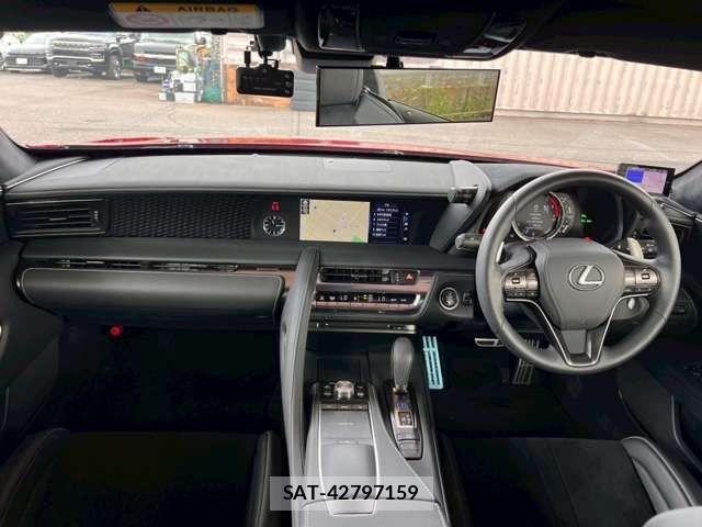 Lexus LC 2022-01 1319695-8