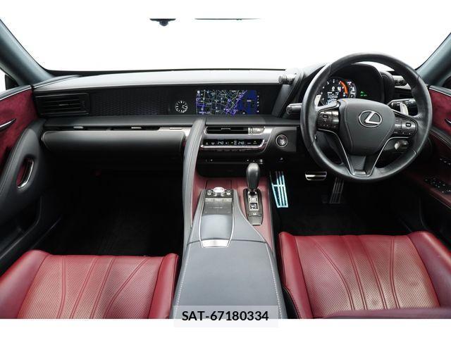 Lexus LC 2017-10 2210858-15