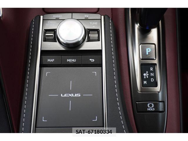 Lexus LC 2017-10 2210858-19