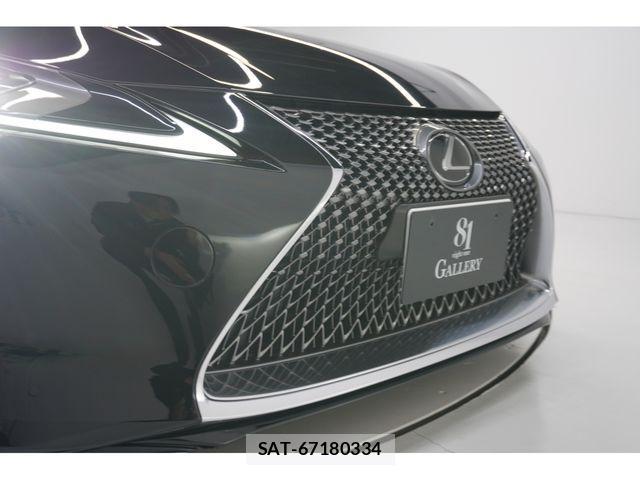 Lexus LC 2017-10 2210858-20