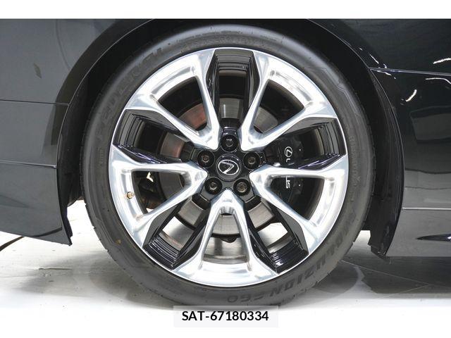 Lexus LC 2017-10 2210858-8