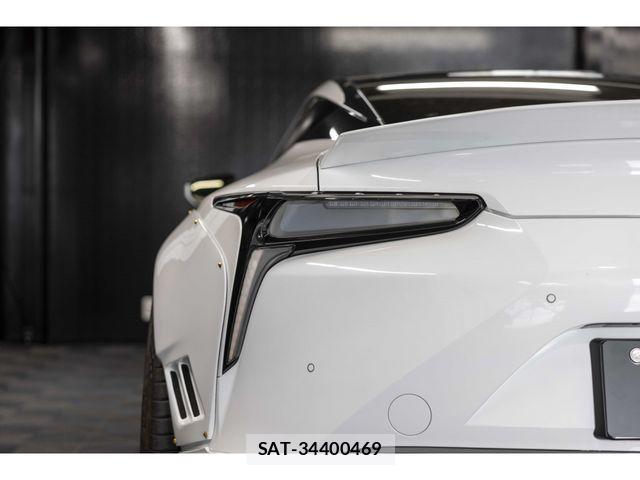 Lexus LC 2017-07 2400898-20