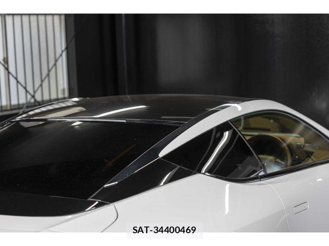 Lexus LC 2017-07 2400898-22