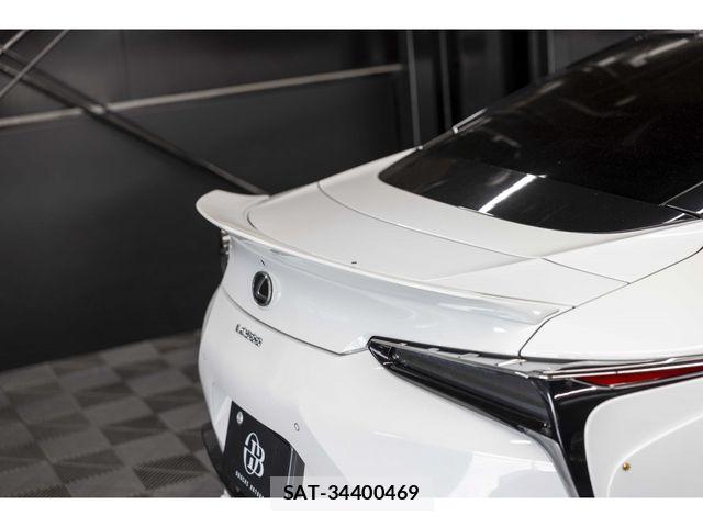 Lexus LC 2017-07 2400898-23