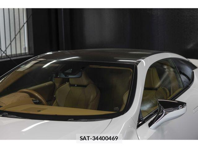 Lexus LC 2017-07 2400898-2