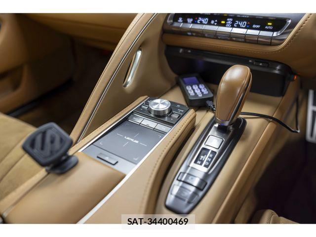 Lexus LC 2017-07 2400898-29