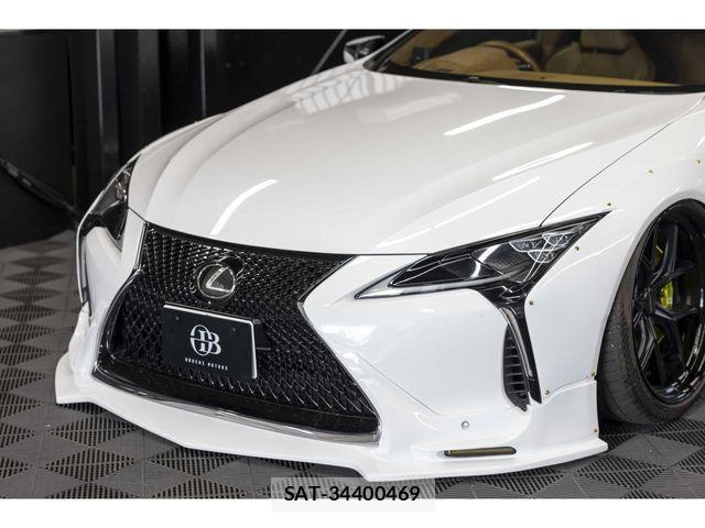 Lexus LC 2017-07 2400898-3