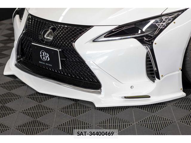 Lexus LC 2017-07 2400898-5