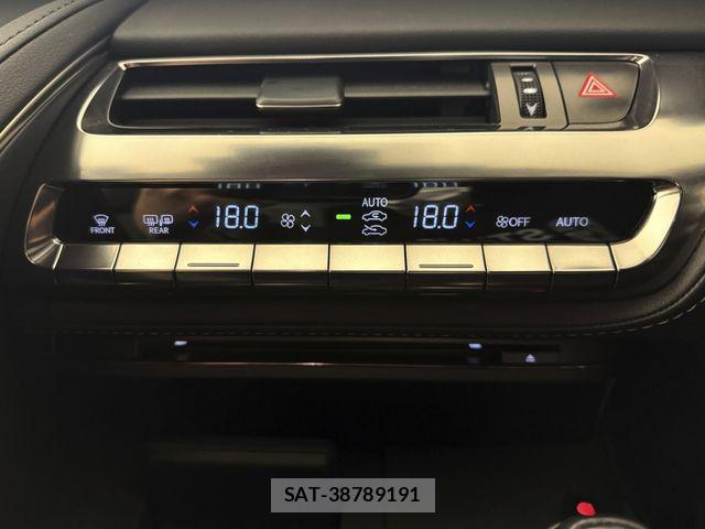 Lexus LC 2023-03 6245161-17