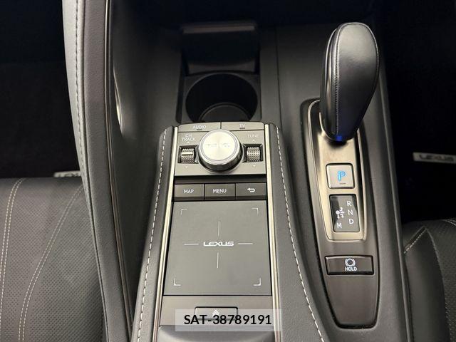 Lexus LC 2023-03 6245161-18