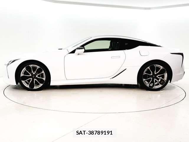 Lexus LC 2023-03 6245161-3
