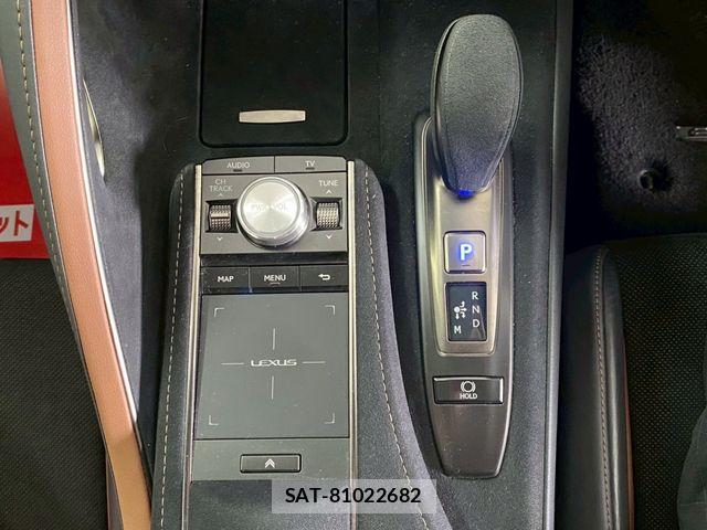 Lexus LC 2021-03 6791201-4