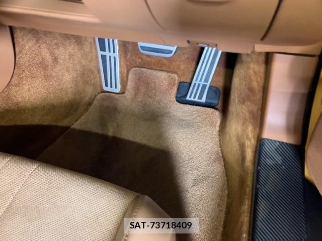 Lexus LC 2017-11 7220962-13