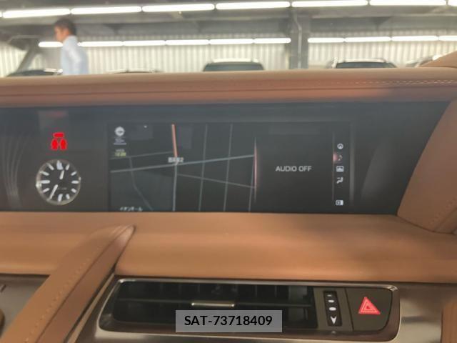 Lexus LC 2017-11 7220962-16