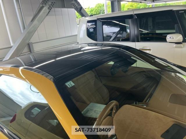 Lexus LC 2017-11 7220962-4