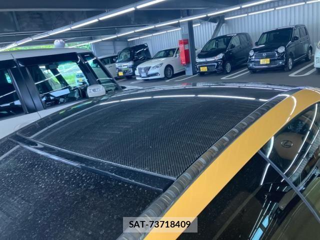 Lexus LC 2017-11 7220962-5