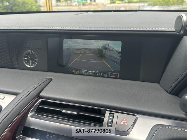 Lexus LC 2017-09 7877353-12
