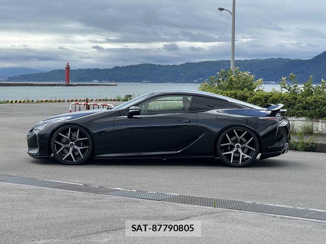Lexus LC 2017-09 7877353-27