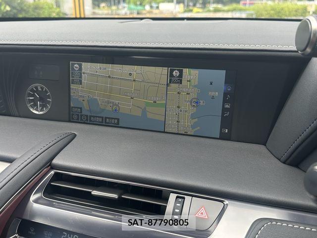 Lexus LC 2017-09 7877353-5