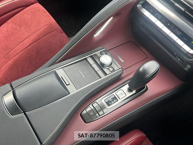 Lexus LC 2017-09 7877353-6