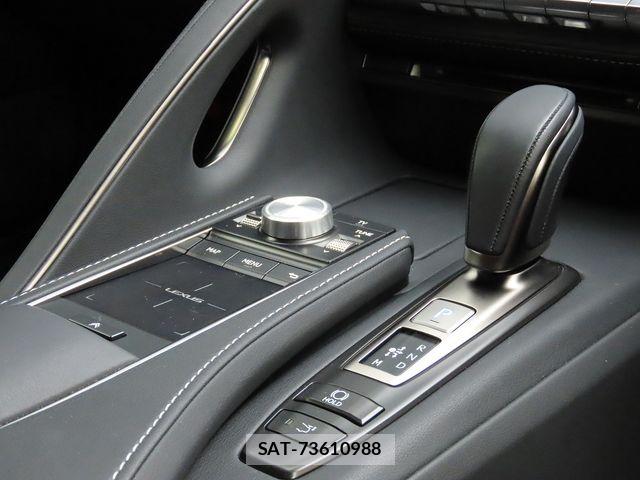 Lexus LC 2021-11 7877351-12