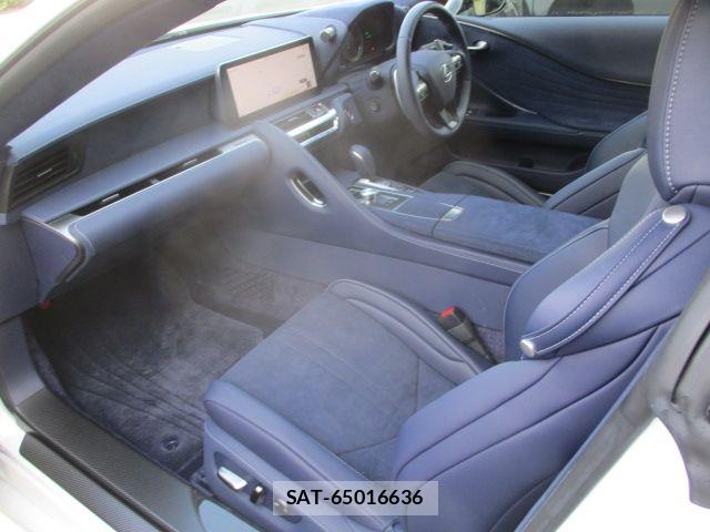Lexus LC 2024-03 8036435-12