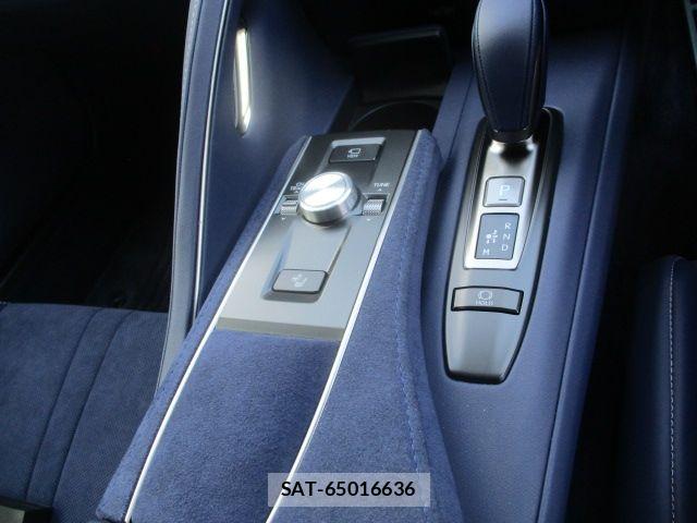Lexus LC 2024-03 8036435-18