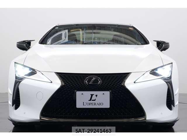 Lexus LC 2023-11 8131007-13