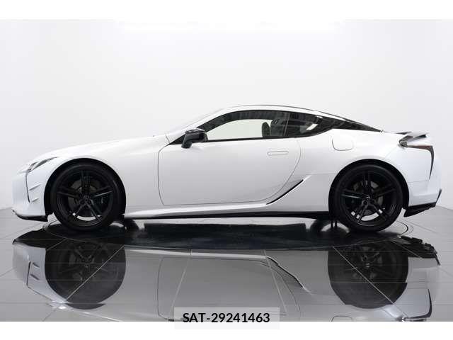 Lexus LC 2023-11 8131007-17