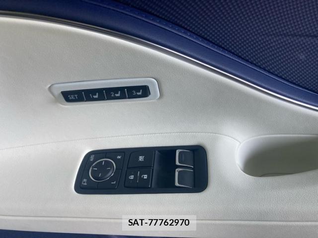 Lexus LC 2023-11 8413287-17
