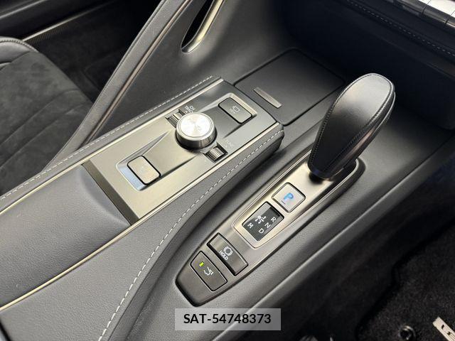 Lexus LC 2023-11 8685844-6