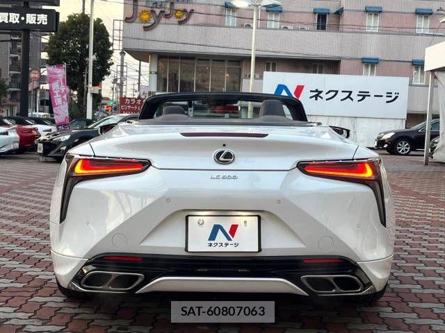 Lexus LC 2021-01 633290-15