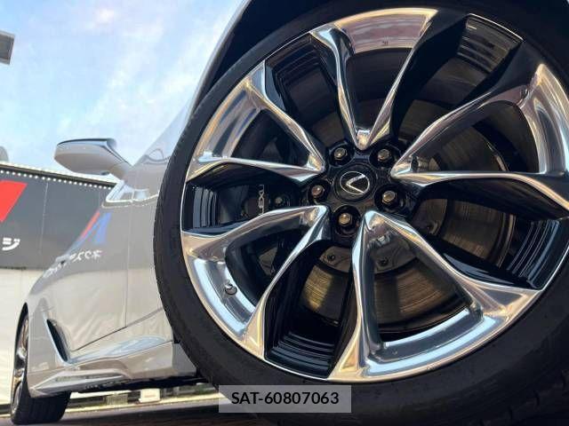 Lexus LC 2021-01 633290-4