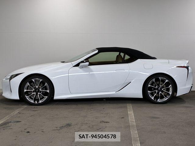 Lexus LC 2021-04 4964362-16