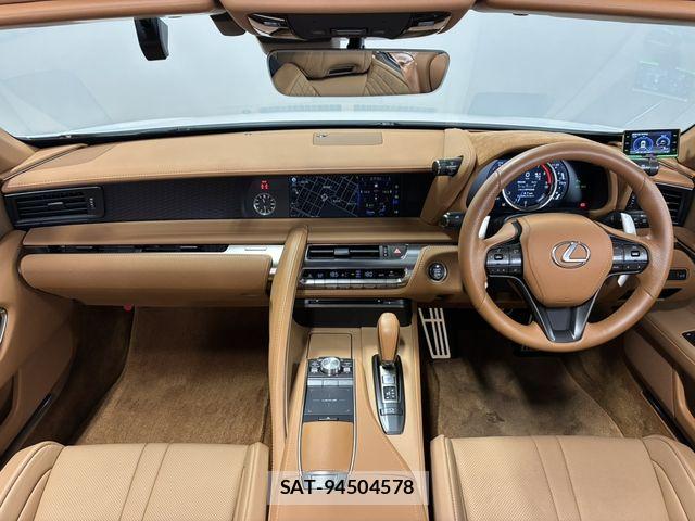 Lexus LC 2021-04 4964362-18