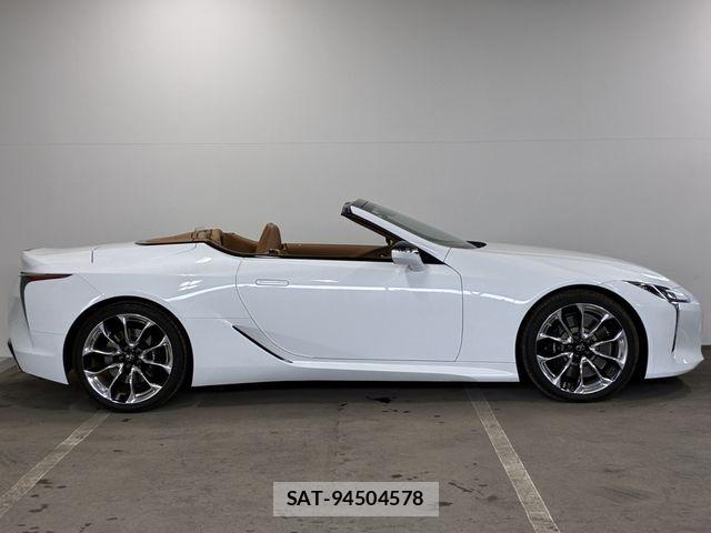 Lexus LC 2021-04 4964362-5
