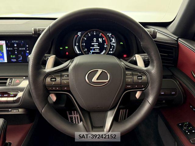 Lexus LC 2020-11 7059256-12