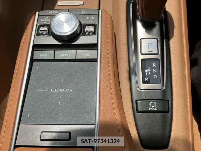 Lexus LC 2022-03 7220964-9