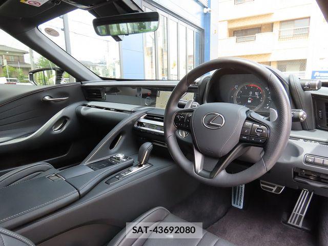 Lexus LC 2021-05 8100136-1