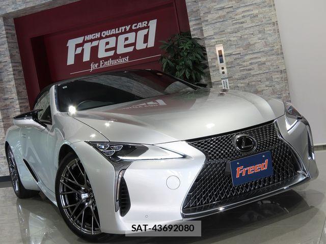 Lexus LC 2021-05 8100136-3