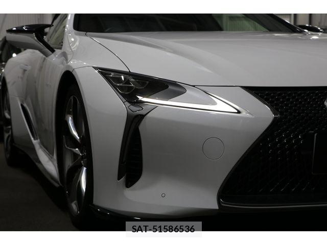 Lexus LC 2023-03 8659930-4