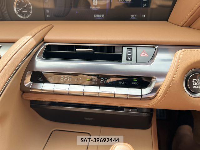 Lexus LC 2021-12 8780853-17