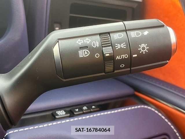 Lexus LC 2017-08 529527-11