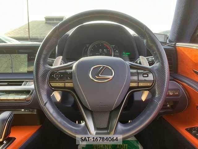 Lexus LC 2017-08 529527-3