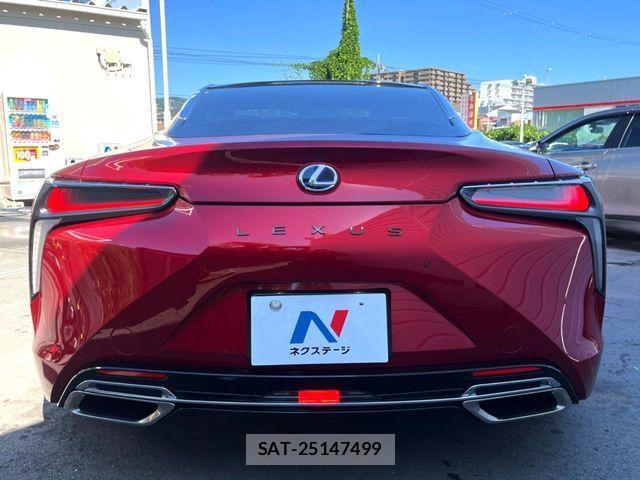 Lexus LC 2018-01 1391662-17