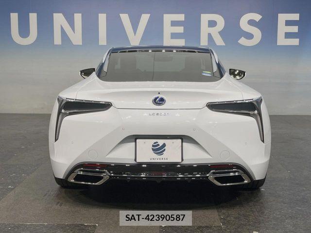 Lexus LC 2020-07 2350513-13