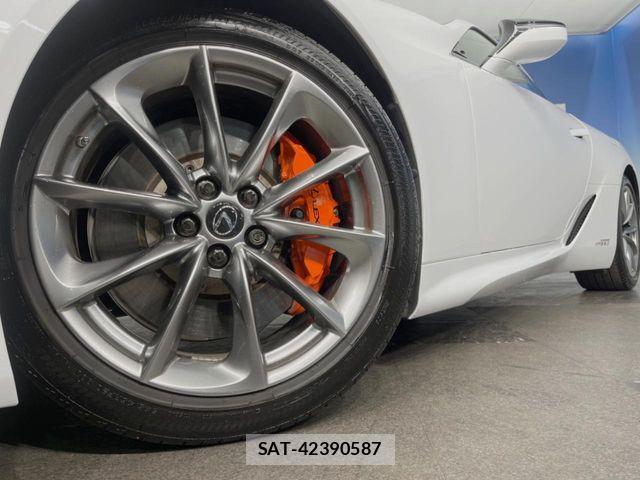 Lexus LC 2020-07 2350513-18