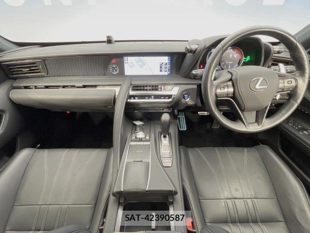 Lexus LC 2020-07 2350513-1