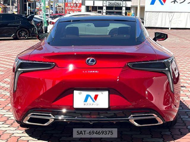 Lexus LC 2017-12 6011611-15